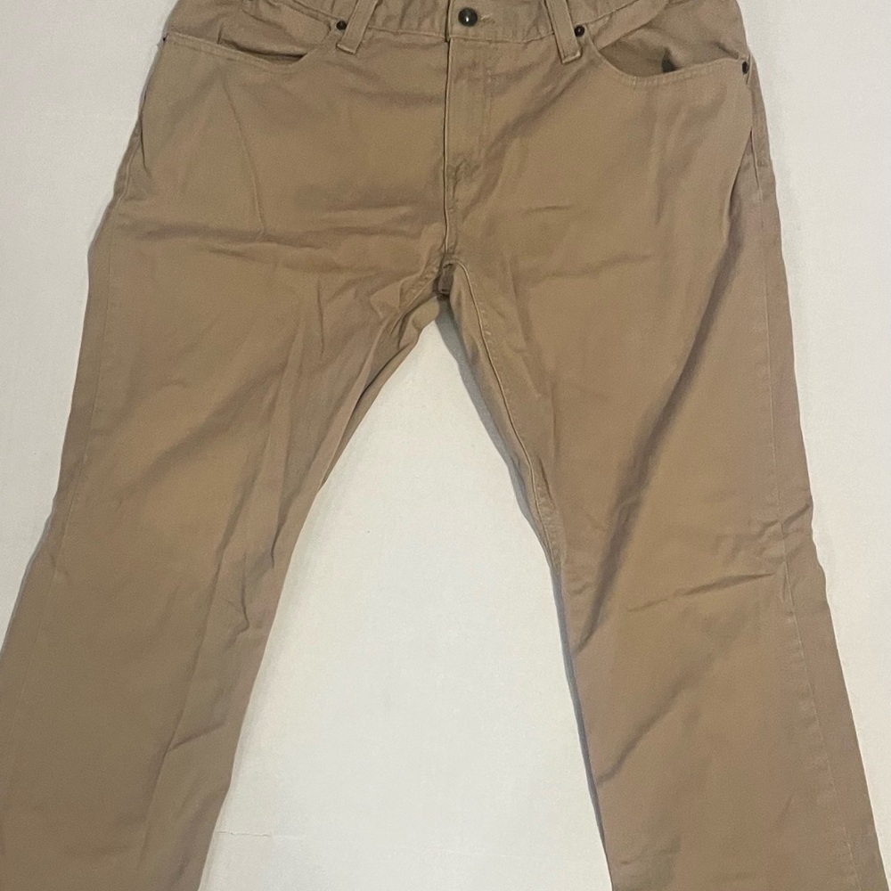 Classic Men's Khaki Chinos